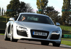 Audi R8 And Aston Martin Thrill - Weekends