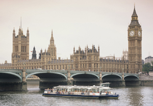 2 For 1 Thames Cruise Rover Pass Special Offer
