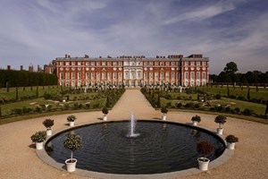 Hampton Court Palace And Champ...