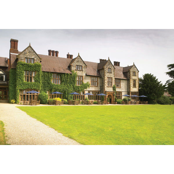 Luxury Overnight Escape With Dinner And Fiz Special Offer