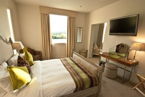 One Night Break With Dinner And Treatment At The Malvern