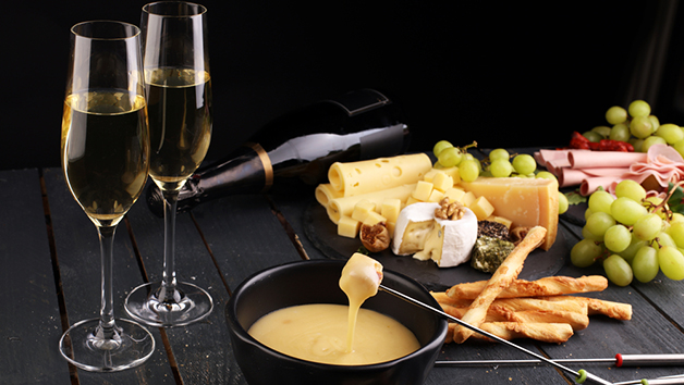 Cheese And Champagne Tasting For Two At The Smart School Of Cookery