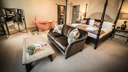Country House Escape For Two At The Kings Head Hotel  Cirencester