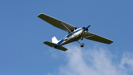Double Land Away Flying Lesson In Berkshire
