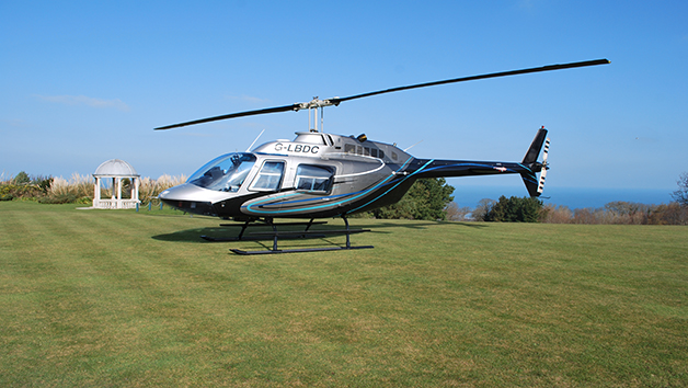 30 Minute Helicopter Ride For Two Over London