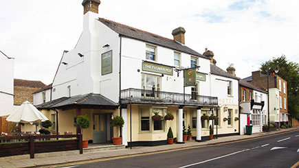 Hotel Escape For Two At The Flower Pot  Middlesex