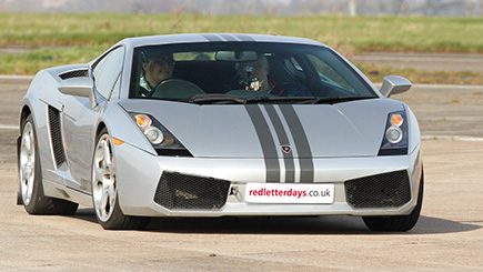 Lamborghini And Ferrari Driving Thrill In Oxfordshire