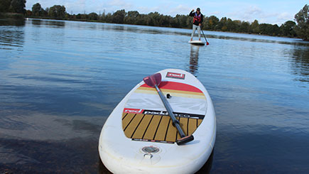 60 Minute Paddleboarding For Two In Bedfordshire