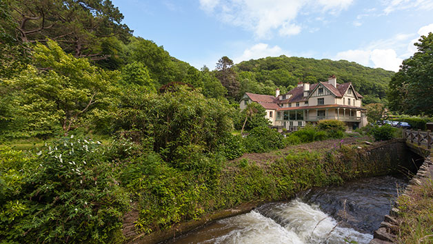 One Night Stay And Breakfast For Two At The Hunters Inn  North Devon