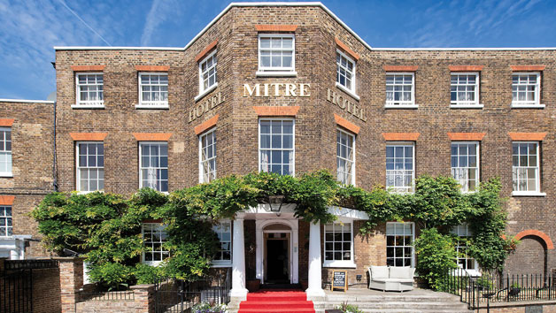 Overnight Stay For Two With Afternoon Tea And A Glass Of Fiz At The Mitre Hotel Hampton Court