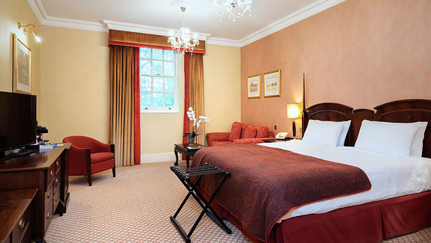 Overnight Stay For Two With Two Course Dinner And A Glass Of Wine At The Mitre Hotel Hampton Court