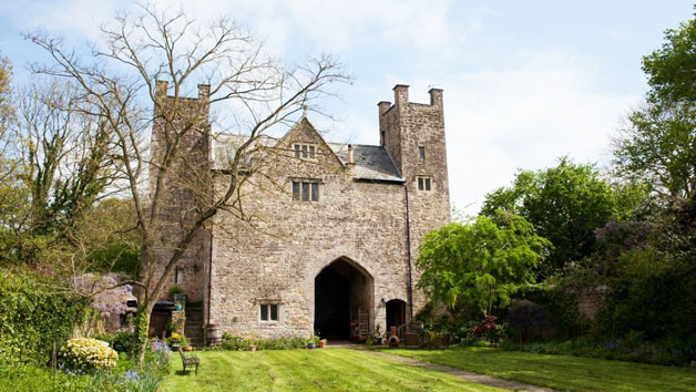 Overnight Stay In A Medieval Castle For Two At The Welsh Gatehouse