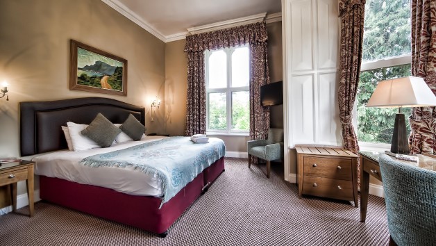 Overnight Stay With Three Course Meal For Two At Brownsover Hall Hotel