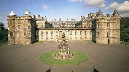 Palace Of Holyroodhouse And Vintage Bus Afternoon Tea For Two