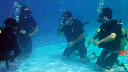 Scuba Diving For Two In Buckinghamshire