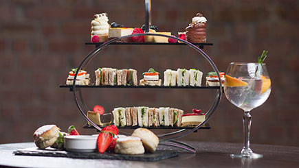 Afternoon G And Tea For Two At Crowne Plaza Nottingham
