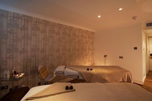 Spa Day And 50 Minutes Of Treatments With Afternoon Tea For Two At A Schmoo Spa Hilton Hotels