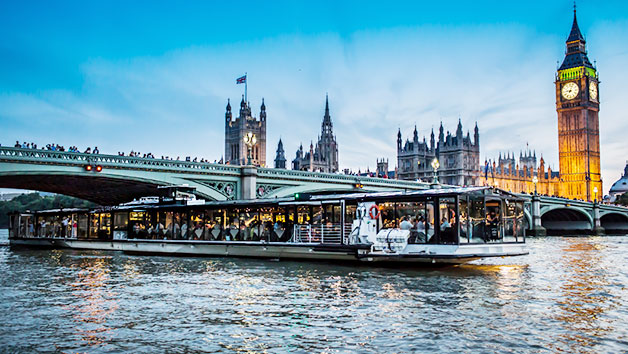 Superior Bateaux 5 Course Dinner Thames Cruise With Live Entertainment For Two