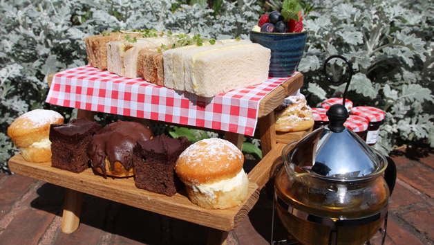 Traditional Afternoon Tea For Two At Doubletree London Hyde Park