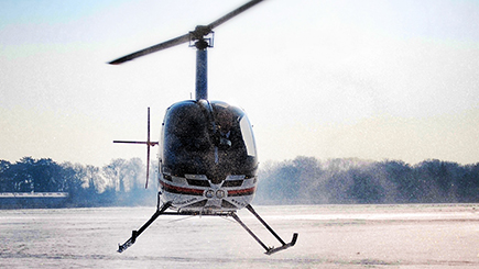 15 Minute Helicopter Flight With Lunch In Buckinghamshire