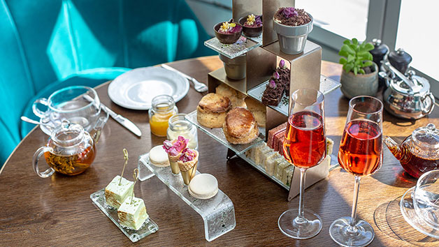 Bottomless Bubbly Afternoon Tea For Two At Marriott Hotel Park Lane