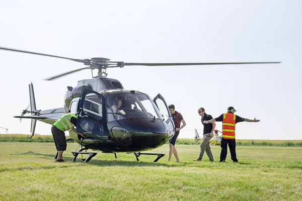 30 Minute Helicopter Tour Of London For Two
