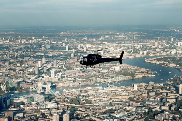 30 Minute London Helicopter Tour For One