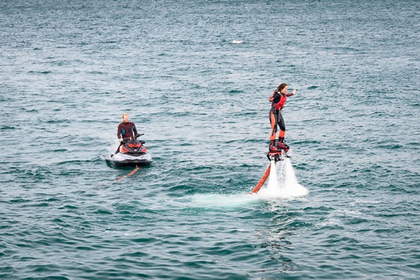 30 Minute One To One Flyingboarding Lesson For Two At Fly Newquay