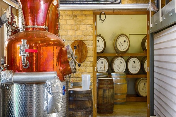 Gin And Whisky Tour With Tasting At The Cotswolds Distillery