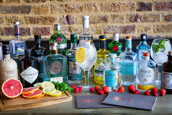 Gin Masterclass And A Meal From The Academy Menu For Two At Brewhouse And Kitchen
