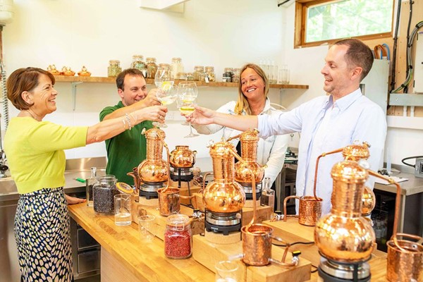 Gin Masterclass For Two At The Devon Distillery
