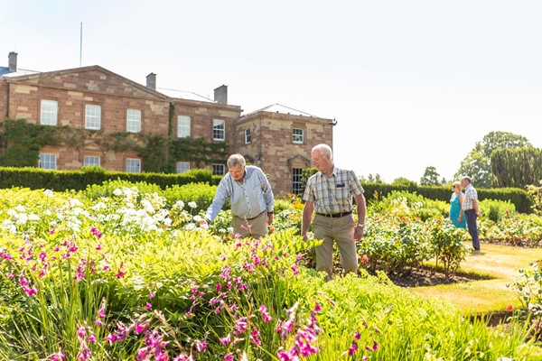 Hillsborough Castle And Gardens Tour For Two Adults