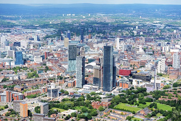 50 Mile Helicopter Tour Of Manchester