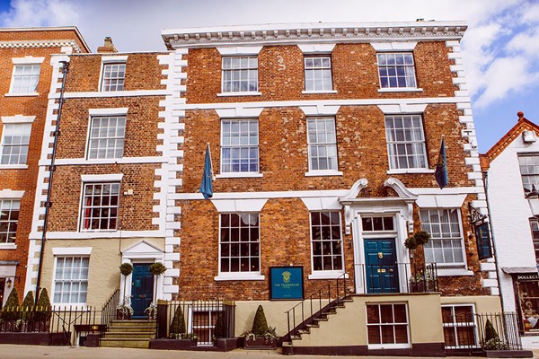 Luxury One Night Stay For Two At The Townhouse Chester