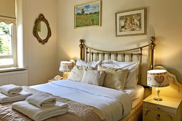 One Night Break For Two At The Rowley Manor Country House With Dinner
