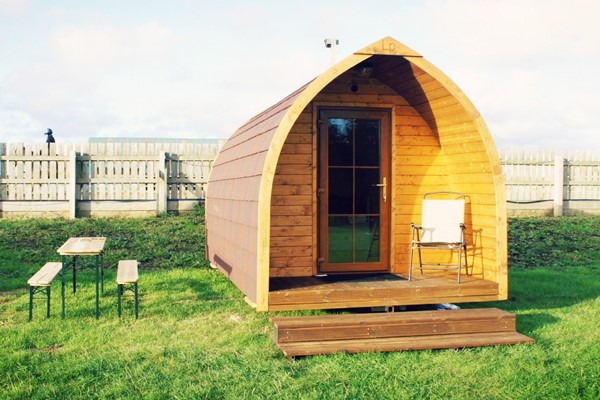 One Night Glamping Escape At Plum Pudding Equestrian Centre For Two