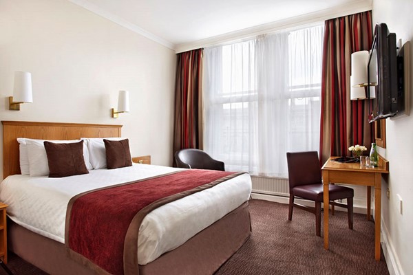 One Night Stay For Two At The County Hotel Newcastle