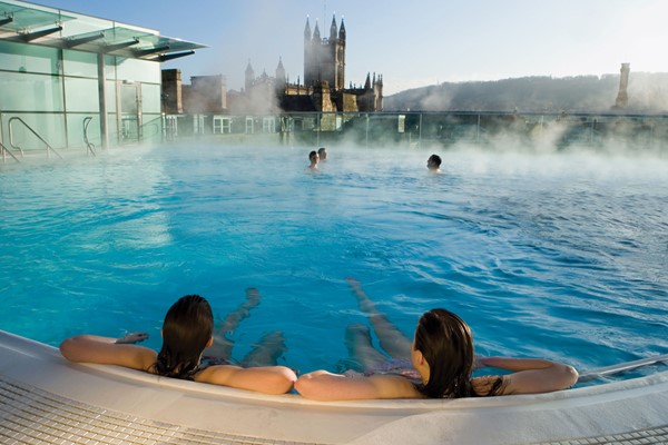 One Night Stay With Thermae Spa Access For Two At The Roseate Villa