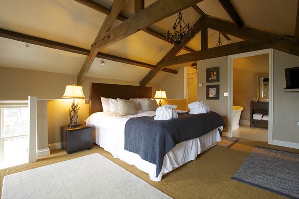 Overnight Luxury Escape With 3 Course Dinner For Two At 5* Yorebridge House