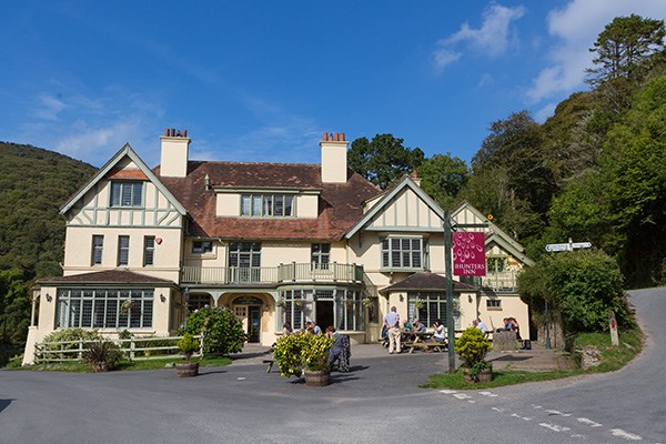 Overnight Stay For Two With Breakfast And Dinner At The Hunters Inn  North Devon