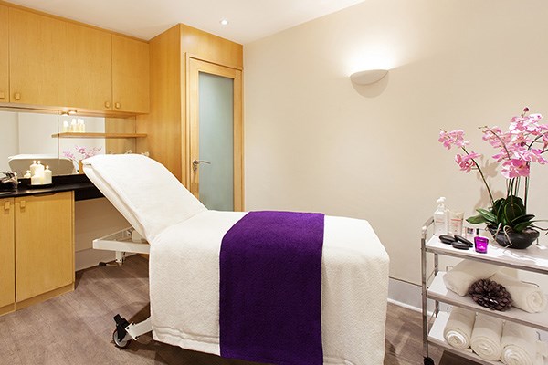 Spa Day With 25 Minute Treatment And Afternoon Tea For Two At Crowne Plaza Marlow
