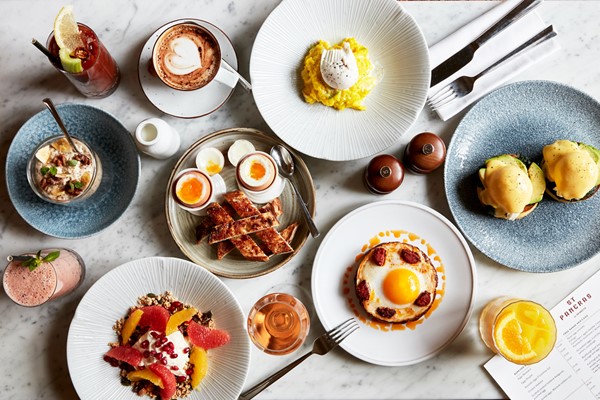 Sunday Brunch With Bottomless Prosecco For Two At Searcys St Pancras