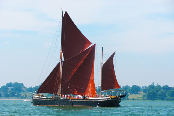 Thames Sailing Barge Lunch Cruise For Two In Essex