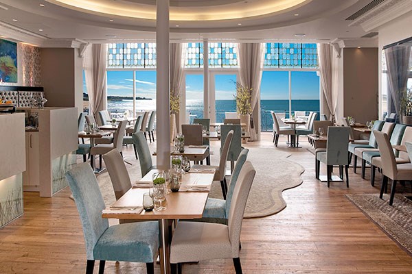 Three Course Meal With A Bottle Of Bubbly At The Sands Hotel Margate