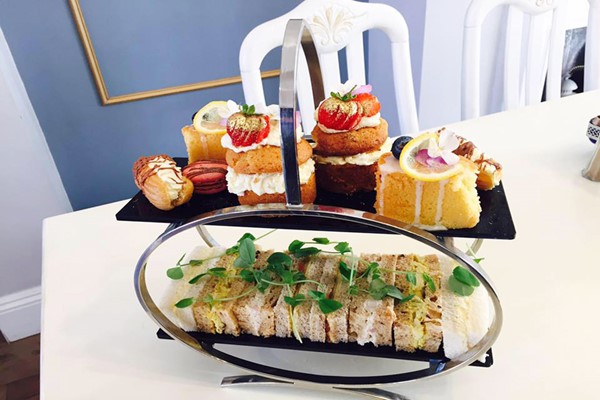 Afternoon Tea With Bottomless Fiz For Two At The Gilt Rooms