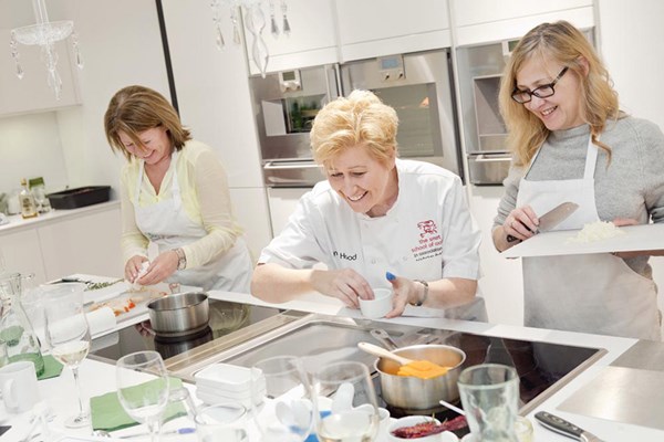 2 For 1 Half Day Cooking Class With Anns Smart School Of Cookery