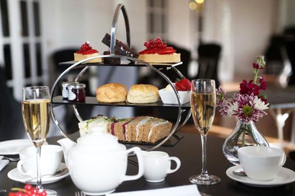 Afternoon Tea With Bubbles For Two At Mercure Exeter Southgate Hotel