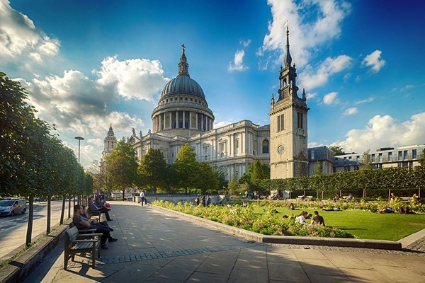 Visit To St Pauls Cathedral For Two Adults And Three Children