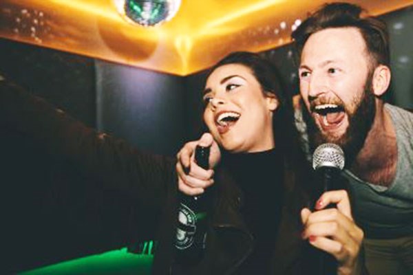 Bottomless Brunch With Drinks And Karaoke For Two At Lucky Voice Islington