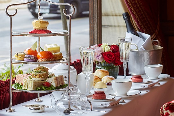Champagne Afternoon Tea For Two At Rubens At The Palace